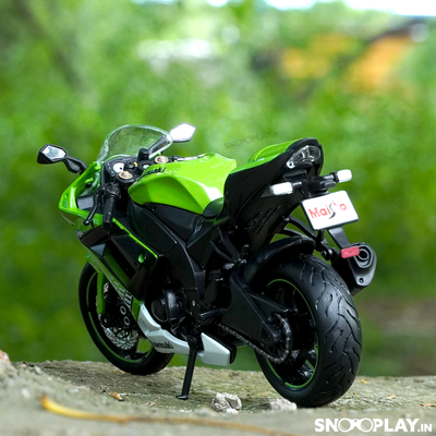 Buy Kawasaki Ninja ZX 10R 1:12 Scale Die cast Bike Model Online India Back Side 2