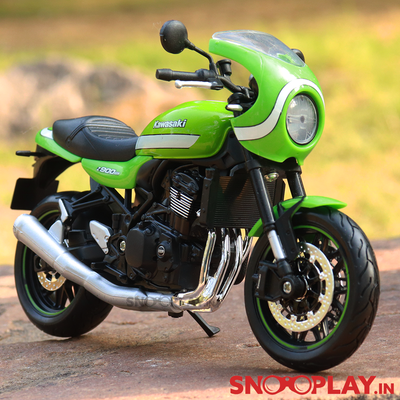 Kawasaki Z900RS Cafe Diecast Bike Scale Model (1:12 Scale)- 2 Colors