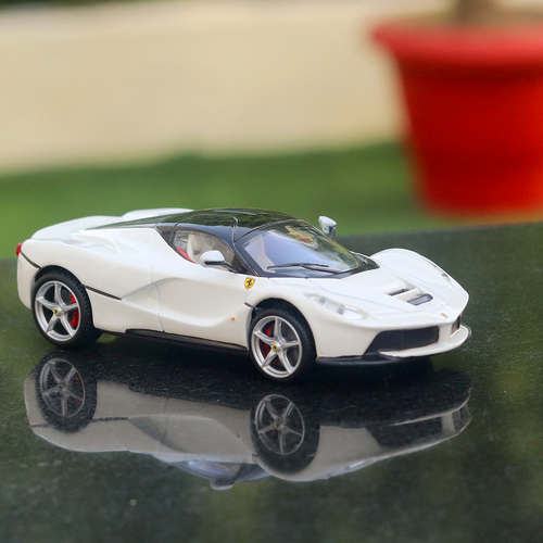 Bburago Original & Licensed La Ferrari (White) Diecast Car Scale Model - 1:43 Scale