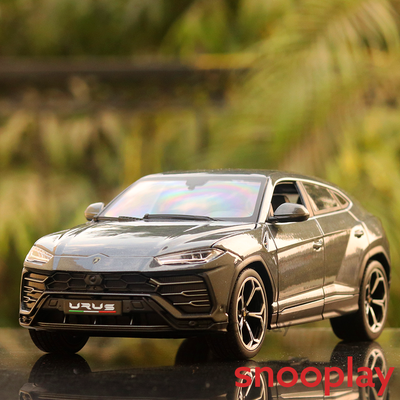 Lamborghini Urus Diecast Car Scale Model (1:18 Scale)