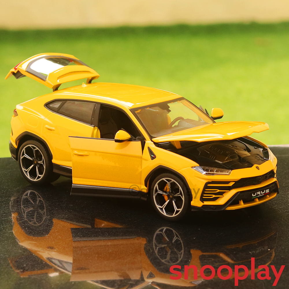 Lamborghini Urus Diecast Car Scale Model (1:18 Scale)