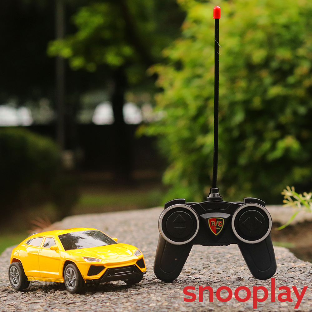 Remote Controlled Supercar Lamborghini Urus (With Lights) - 1:22 Scale (Assorted Colours)