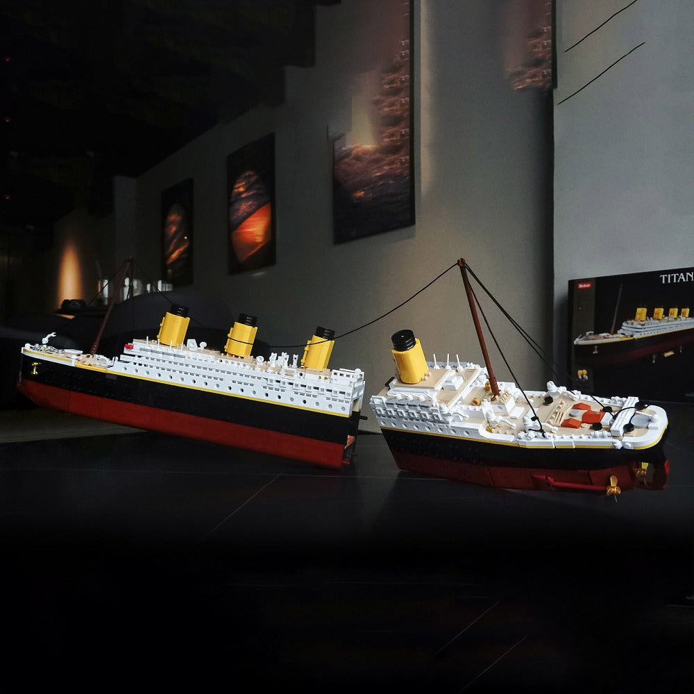 Titanic Ship Building Blocks for Children ( 2401 Pieces)