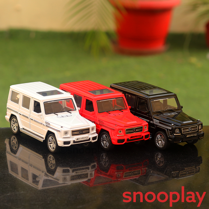 SUV Diecast Car Model (3220) resembling Mercedes G-class (1:32 Scale)- comes with light & sound feature (Assorted colors and designs)