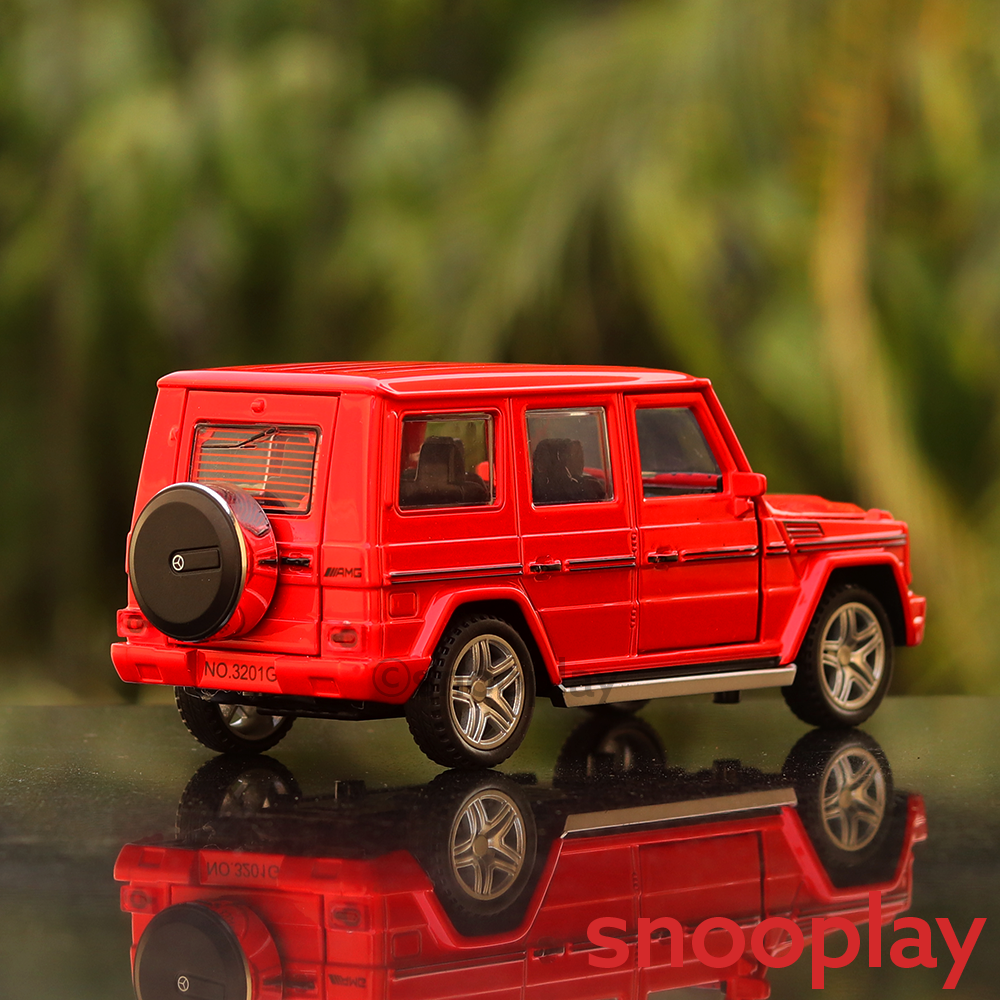 SUV Diecast Car Model (3220) resembling Mercedes G-class (1:32 Scale)- comes with light & sound feature (Assorted colors and designs)