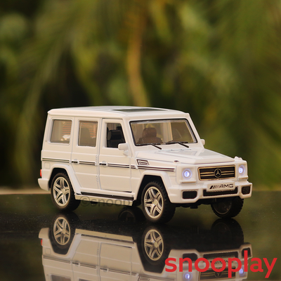 SUV Diecast Car Model (3220) resembling Mercedes G-class (1:32 Scale)- comes with light & sound feature (Assorted colors and designs)