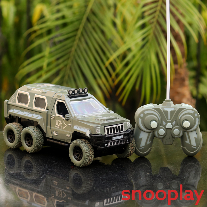 Remote Controlled Military Vehicle with Launcher (Assorted Colours)