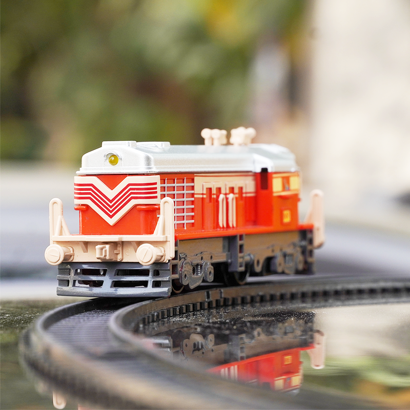 Buy Passenger Toy Train Set 19 Pieces Circular Oval Track (3