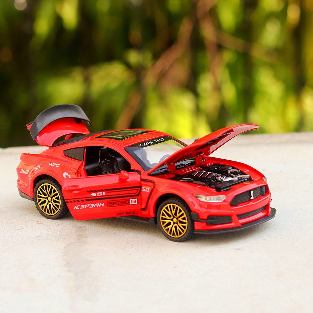 SUV Diecast Car Model resembling Mustang Sports (1:32 Scale)