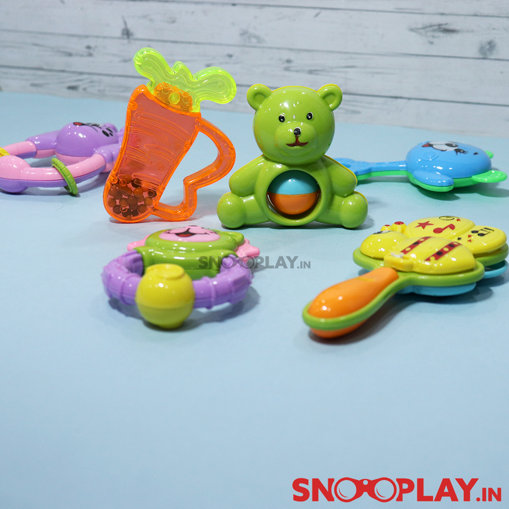 Munchkin Rattle Set for Babies ( with 6 Rattle Toys)