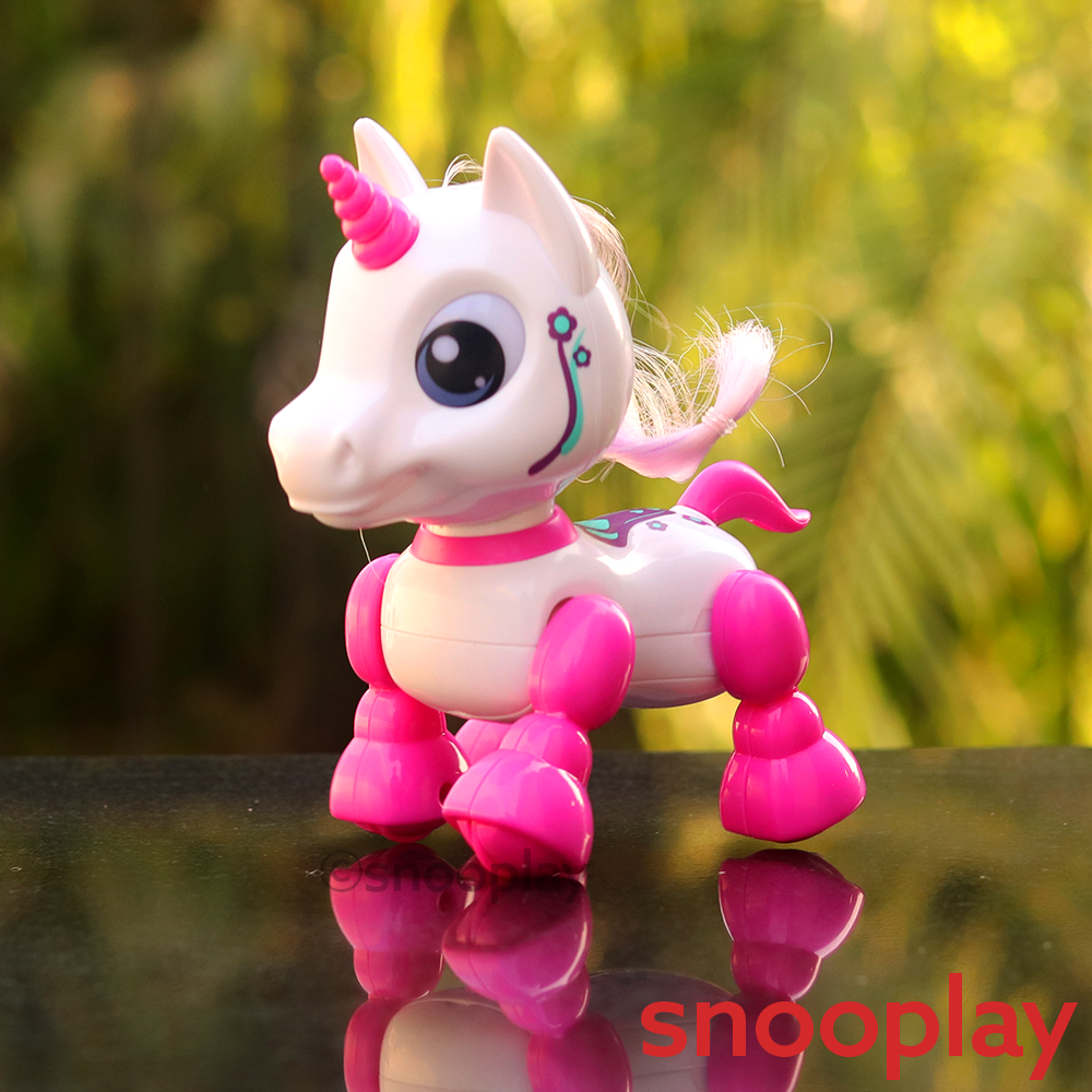 Robot unicorn toy shop