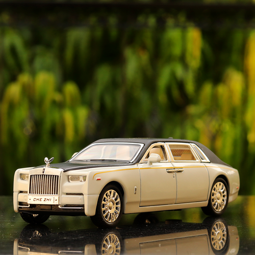Resembling Rolls Royce Luxury Car 3219 Diecast Car - Pull Back, Openable Doors, Sound & Light | 1:32 Scale (3 Years till Grown Ups) | Assorted Colors