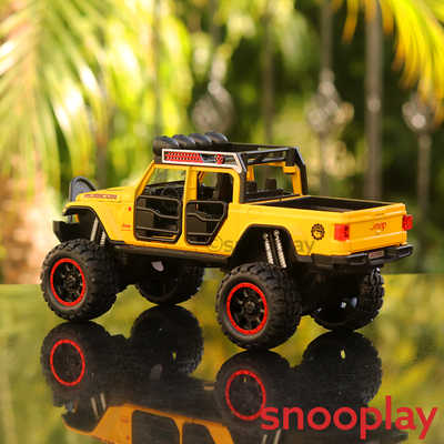 Diecast Rubicon Jeep Model Car with Light & Sound (Scale: 1:32) ( Assorted Colors)