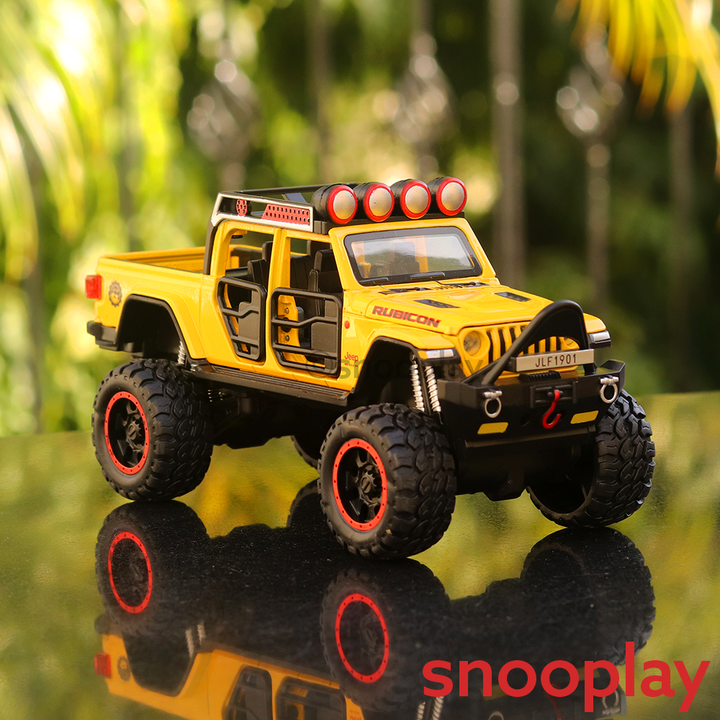 Diecast Rubicon Jeep Model Car with Light & Sound (Scale: 1:32) ( Assorted Colors)