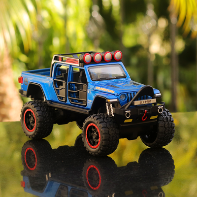 Diecast Rubicon Jeep Model Car with Light & Sound (Scale: 1:32) ( Assorted Colors)