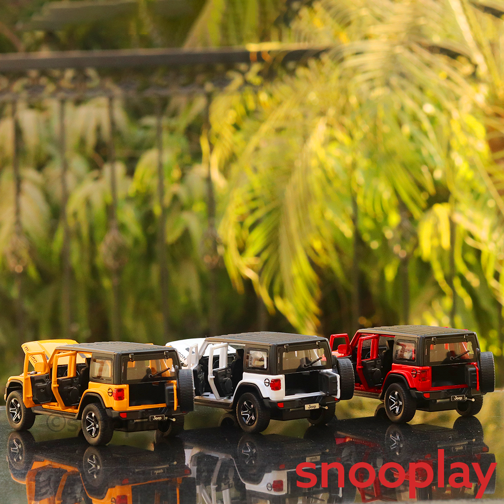 Diecast SUV resembling Jeep (3205) with Light & Sound - Scale Model 1:32 (Assorted Colours)