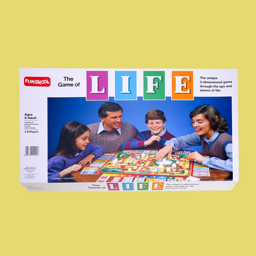 The Game of Life Board Game (9 Years till Grown Ups) - Hasbro
