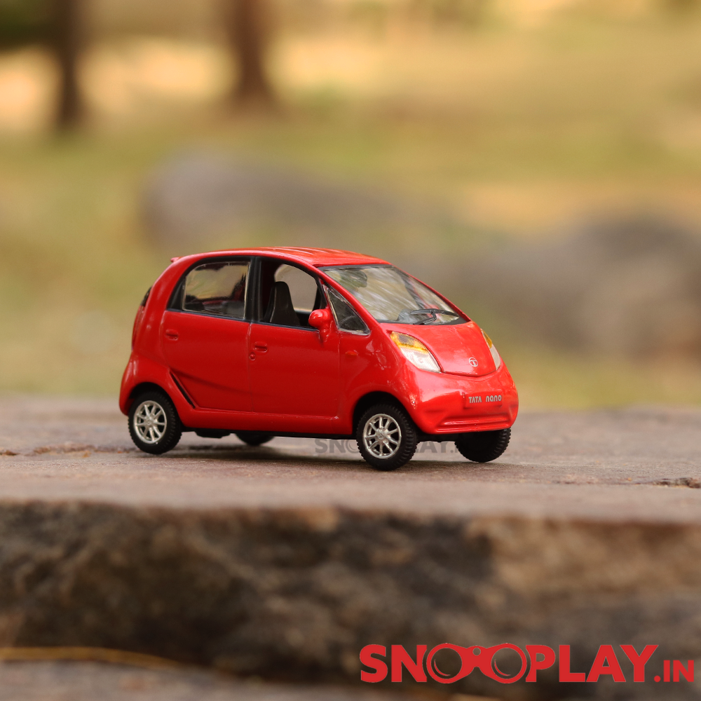 Tata Nano Diecast Car Model (1:43 Scale)
