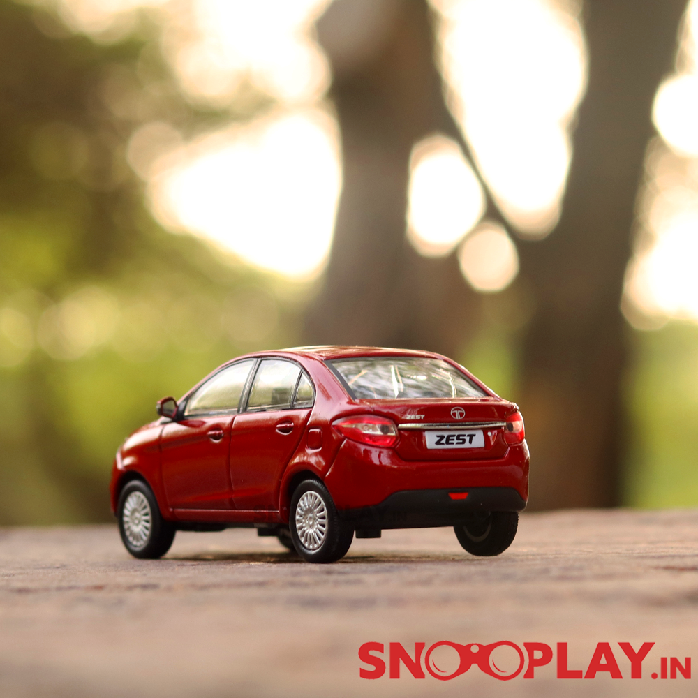 Tata Zest Diecast Car Model (1:43 Scale)