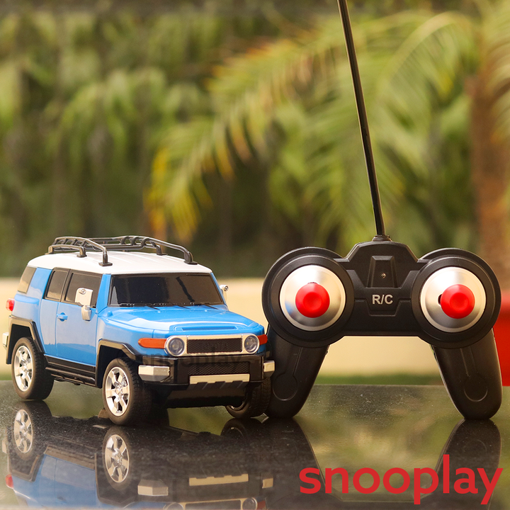 Remote Control Toyota FJ Cruiser SUV Car (1:24 Scale)