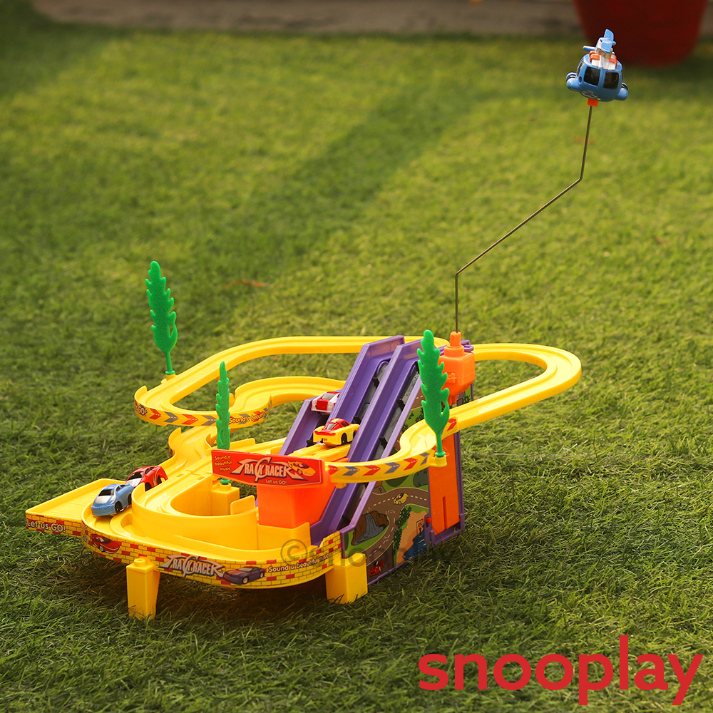 Hot wheels battery operated top race track