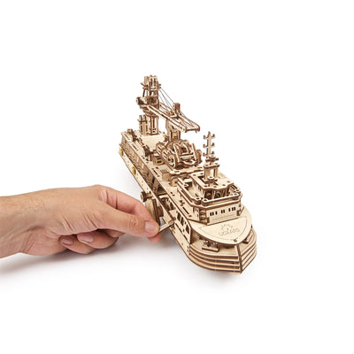 Research Vessel 3D Assembling Kit - 575 Pieces