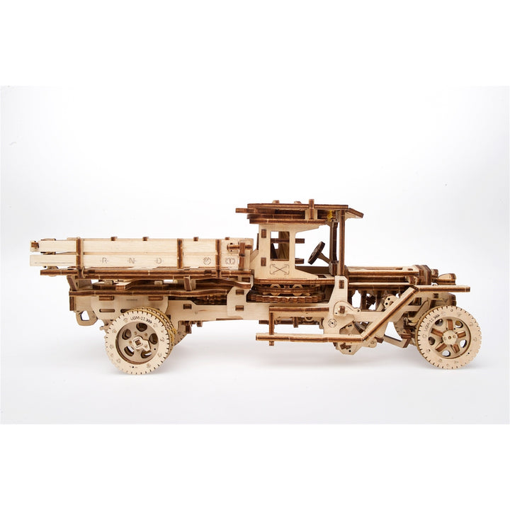 Truck UGM-11 3D Assembling Kit - 420 Pieces