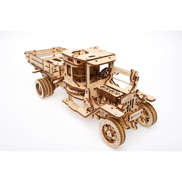 Truck UGM-11 3D Assembling Kit - 420 Pieces