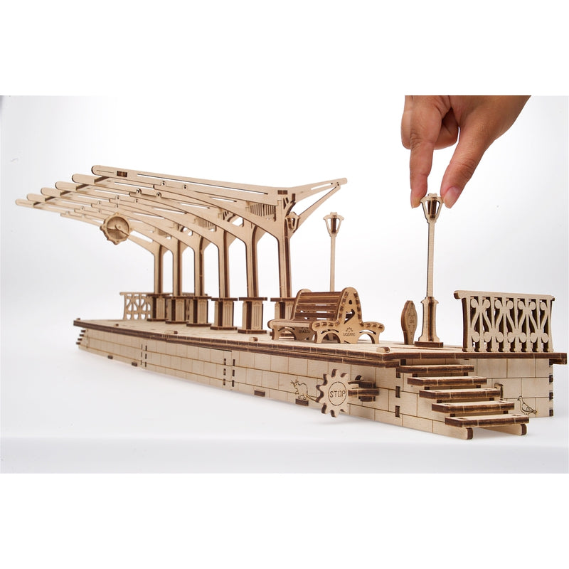 Railway Platform 3D Assembling Kit - 196 Pieces