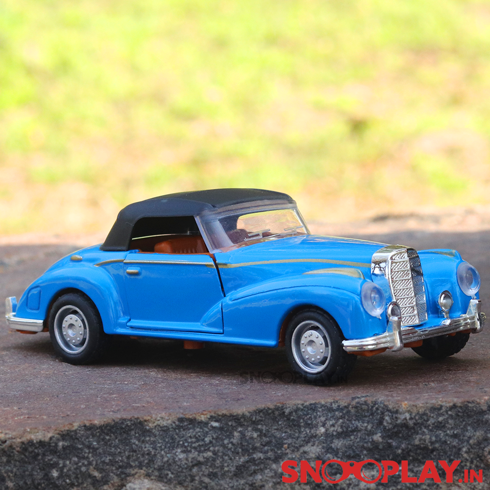 Classic Vintage (3227) Diecast Car with Openable Doors - Design 3 (1:32 Scale) - Assorted Colours