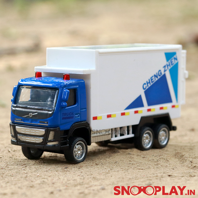 Volvo Carriage Truck Diecast Model Toy