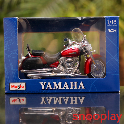 Licensed Yamaha 2001 Road Star Silverado Diecast Bike Model (1:18 Scale)