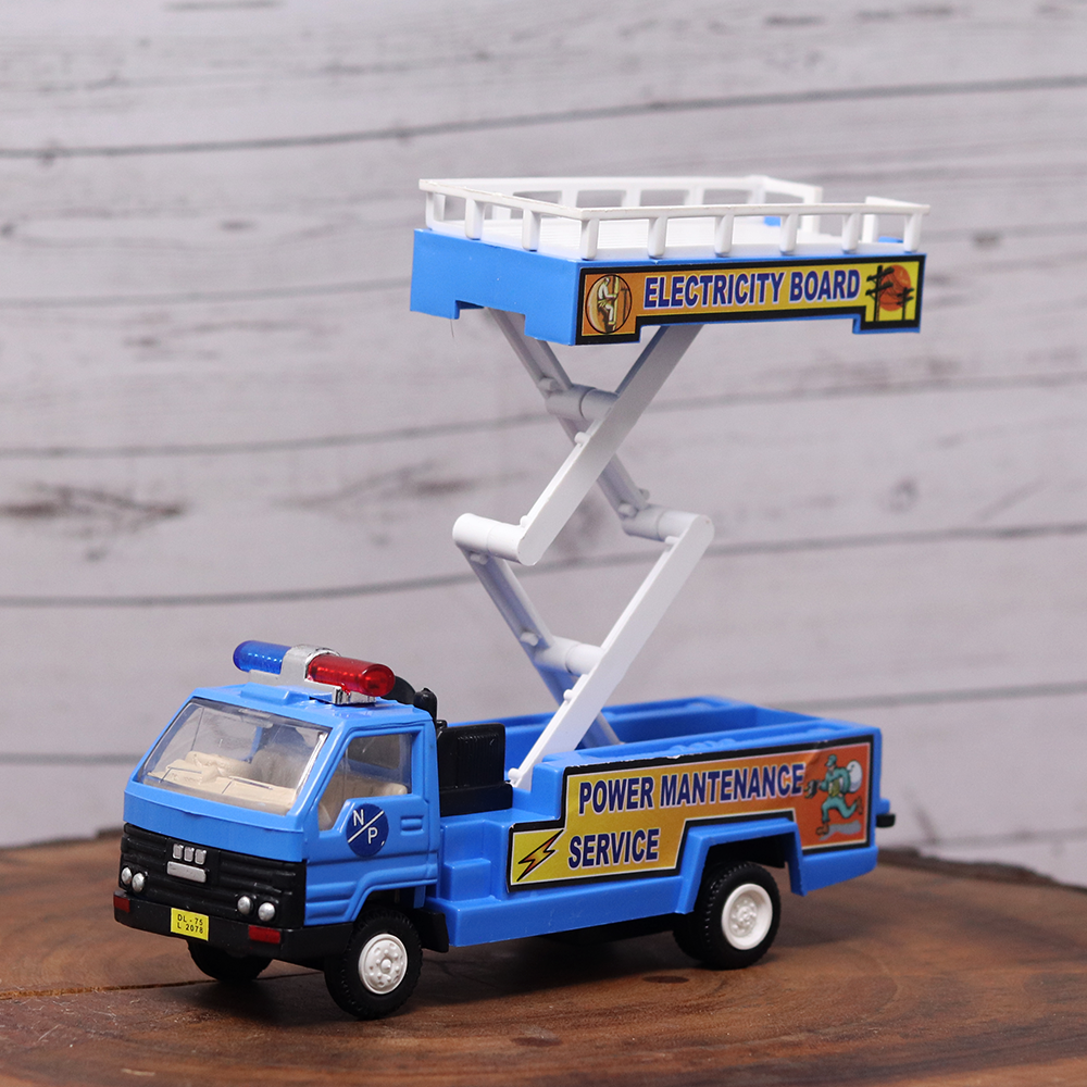 Break down service toy truck for kids to instil a strong civic sense and responsibility among them.