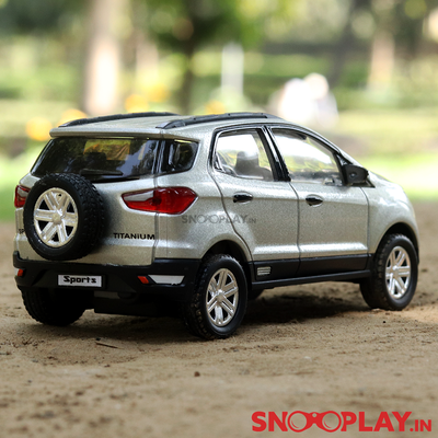 A great collectible option for all the toy lovers, sports echo toy car which comes as a pull back model.