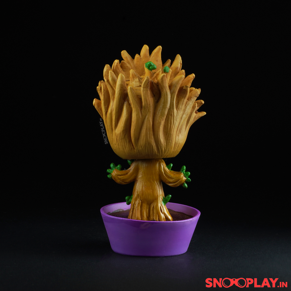 A perfect gift for superhero fans, Baby groot bobblehead kept in a mud pot and is approx 4.8 inches in height (including base).