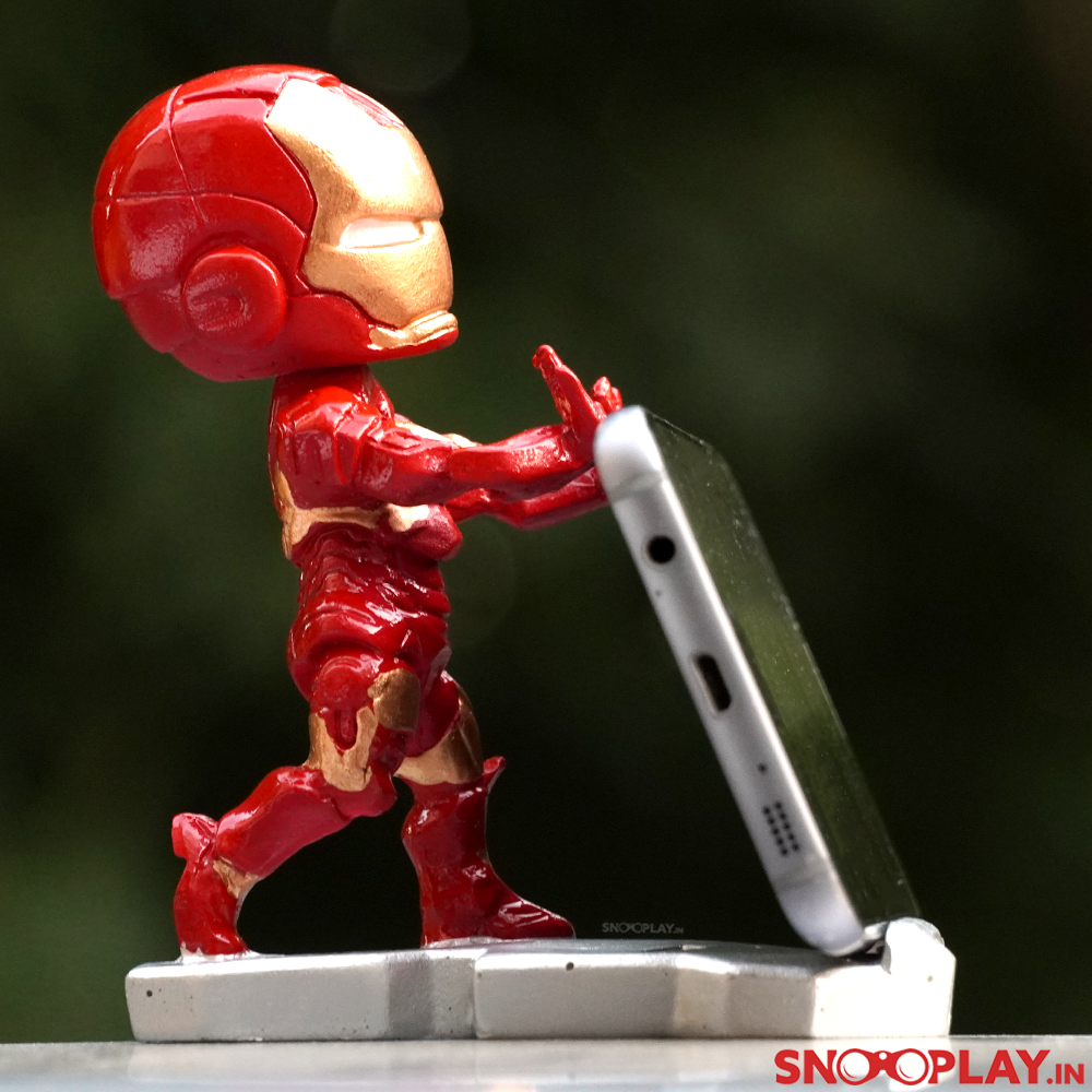 Iron Man bobblehead action figure for car decoration and phone stand. Perfect for gifting to all the Avenger fans.