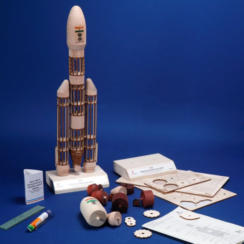 ISRO GSLV Rocket 1:100 DIY Kit