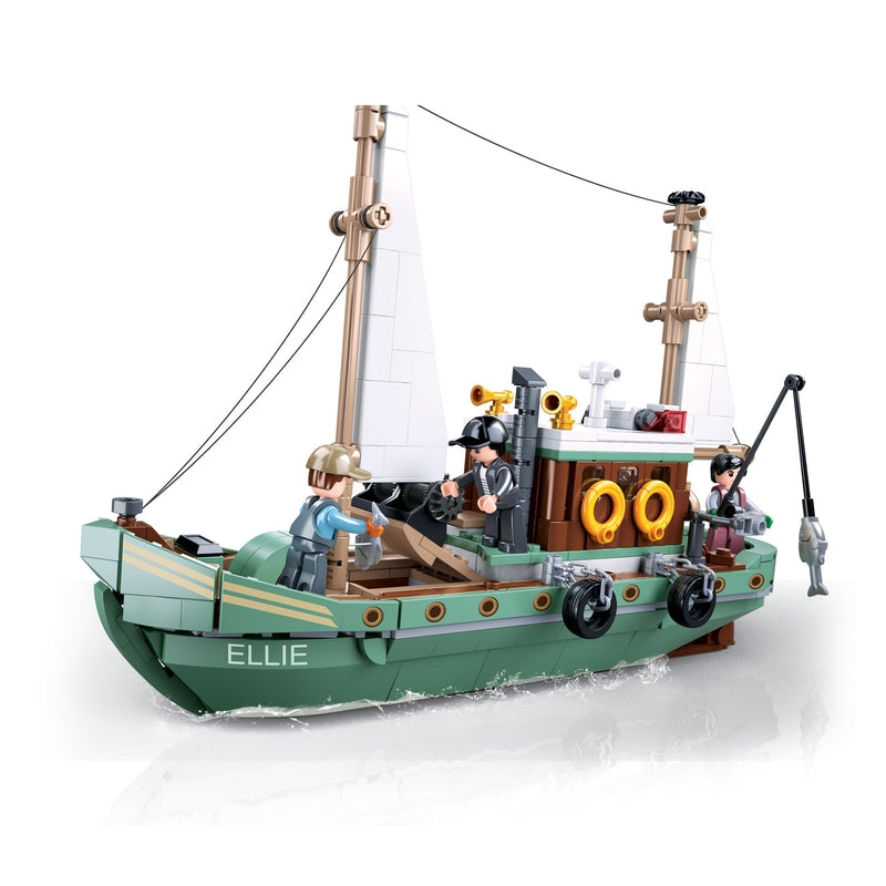 Fishing Boat Building Blocks Kit (610 Pcs)