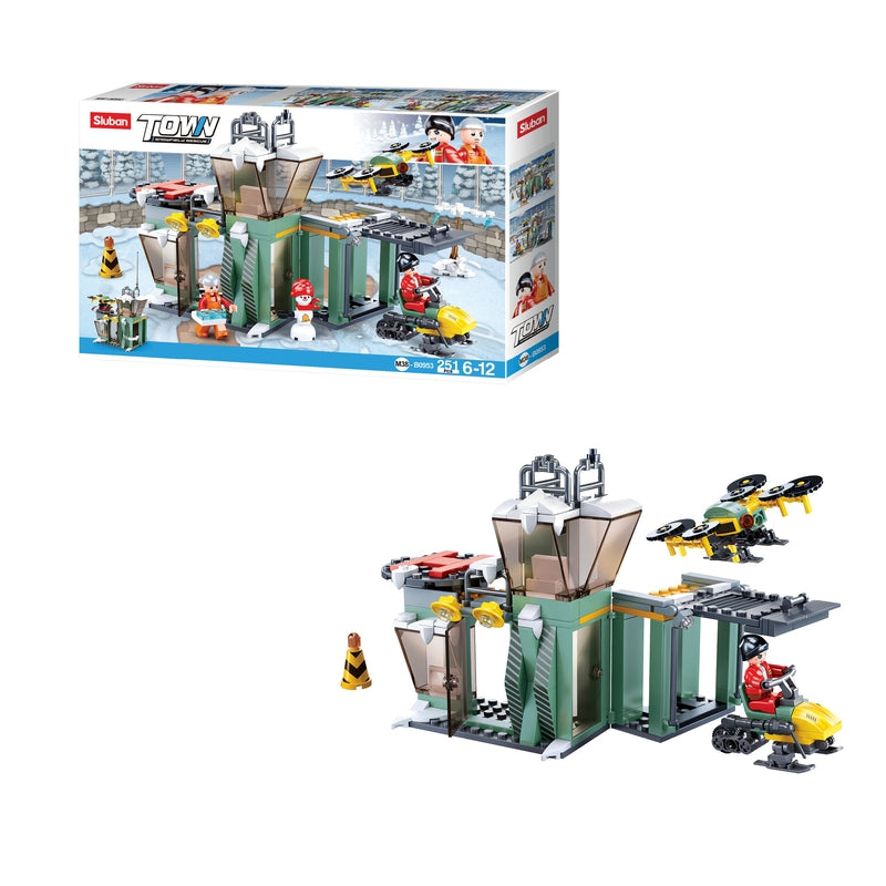 Snowfield- Rescue Base Building Blocks( 251 Pieces)