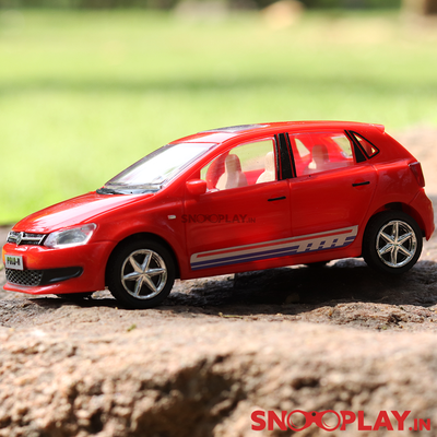 Made of high quality sturdy body, this red coloured Polo toy car, that comes with great detailing.