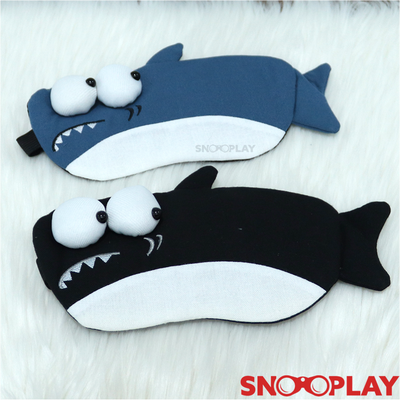 The 3D shark eye mask with bulging eyes and derpy expression, in blue and black colour.