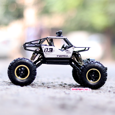 Buy remote control car at low price online India. 