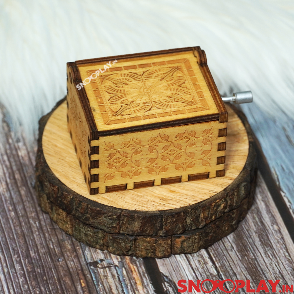 The closed look the vintage designed wooden musical box, that can be a great decorative item as well.